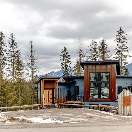Ski In Ski Out With Huge Game Room And Hot Tub Fernie Exterior foto