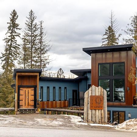 Ski In Ski Out With Huge Game Room And Hot Tub Fernie Exterior foto