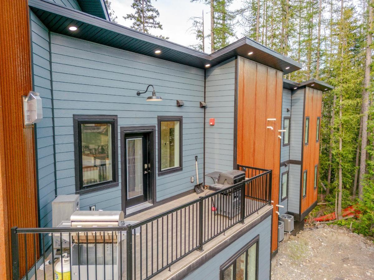 Ski In Ski Out With Huge Game Room And Hot Tub Fernie Exterior foto